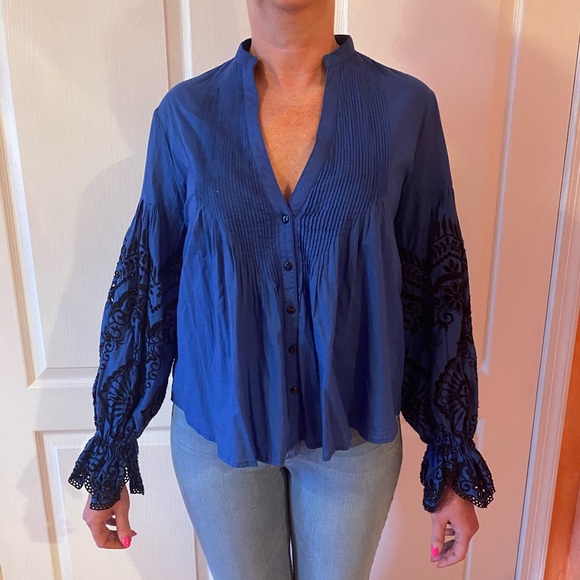 Gorgeous Blouse by Zara - Picture 10 of 10